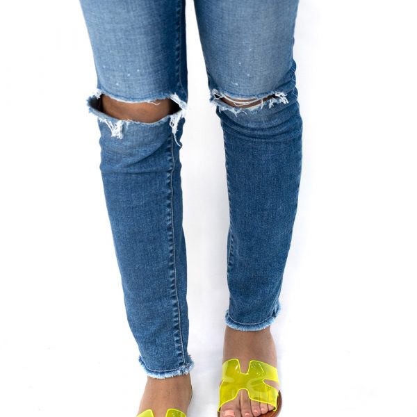 sandales plates croisées